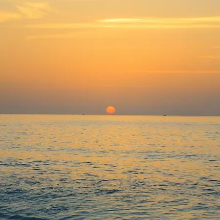 Apartment Sea Calm